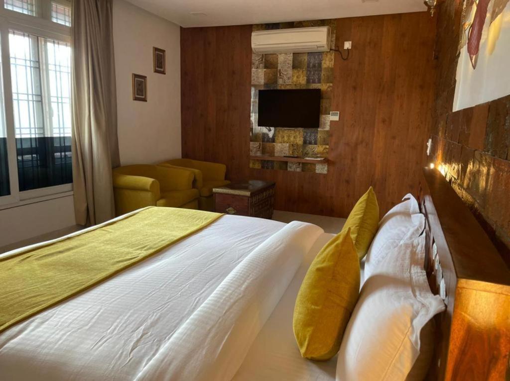 Yashmay Villa Club & Resort Gonda Номер фото